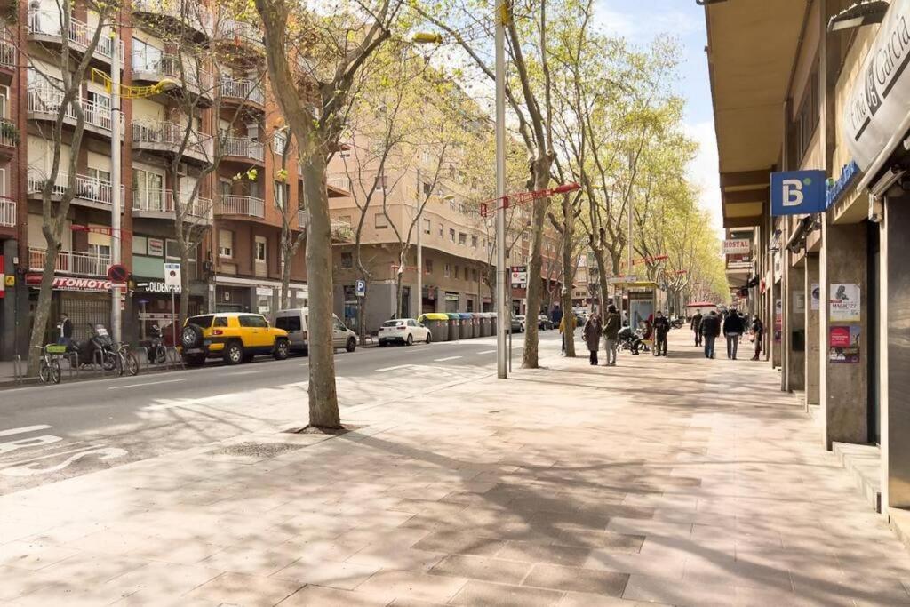 Bebarceloner Sant Andreu Apartments - 3 Bedrooms Luaran gambar
