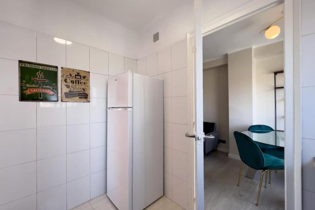 Bebarceloner Sant Andreu Apartments - 3 Bedrooms Luaran gambar